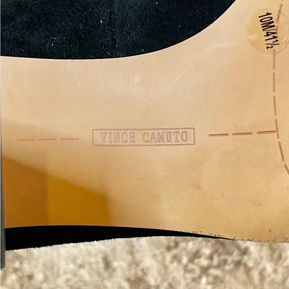 Vince Camuto Black Suede Block Heel Pumps – Size 10M / EU 41.5 - Picture 9 of 13